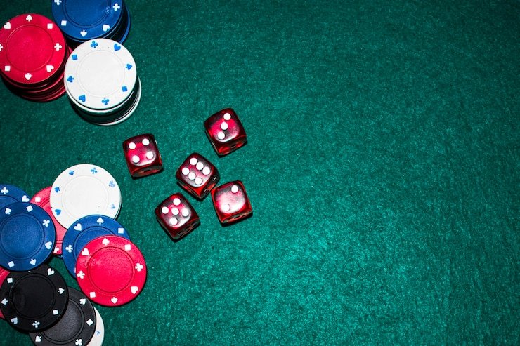 Live dealer announcement before roll